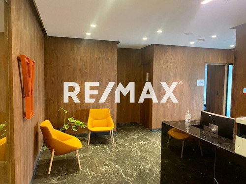 Oficina Comercial En Blvd. Adolfo López Mateos, Col. Alpes