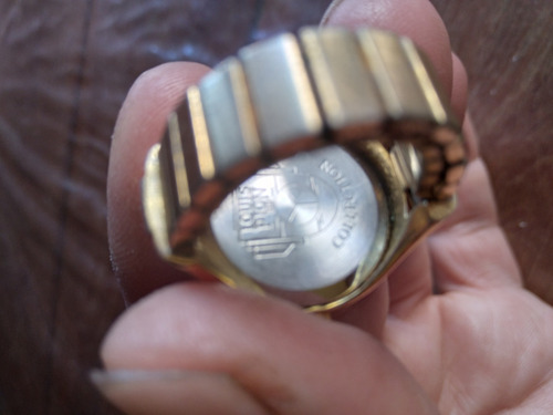 Imagen 2 de 3 de Anillo Reloj Louis Pion Coleccion Dorado