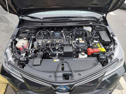 Toyota Corolla 1.8 Altis Hybrid Flex Aut. 4p Hibrido Flex