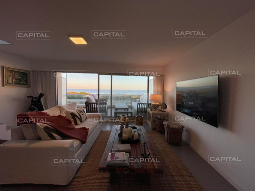 Imagen 3 de 30 de Excelente Penthouse De 2 Dormitorios Frente Al Mar - Punta Del Este Brava