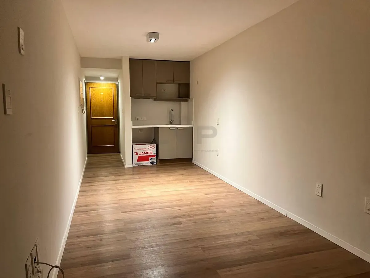 Apto Pocitos Con Balcon · Foto 4