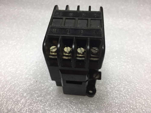 Se Vende Contactor Siemens De 3 Polos Con Contacto Auxiliar