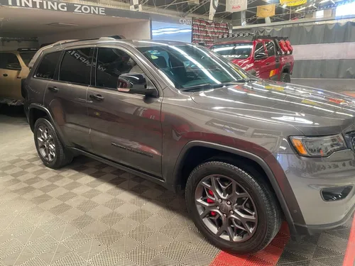 Jeep Grand Cherokee 5.7 Limited Lujo 4x4 At
