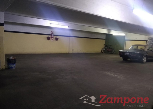 Imagen 5 de 16 de Cochera En Venta - Portón Automático - A Solo 10 Mts De Av. Del Libertador 500 - Vicente López