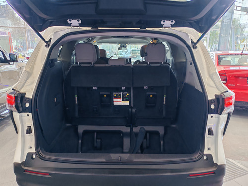 Toyota Sienna Híbrido 2022