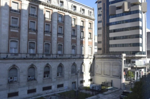 Imagen 18 de 22 de Departamentode Ubicado Sobre Calle 50 Entre 8 Y 9.