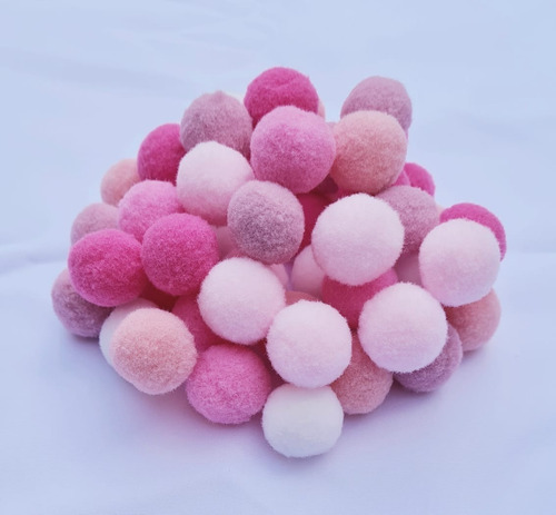 Imagem 2 de 2 de 50 Pompom De 2 Cm Redondinho Pacote Cores Sortidas Tam Ideal