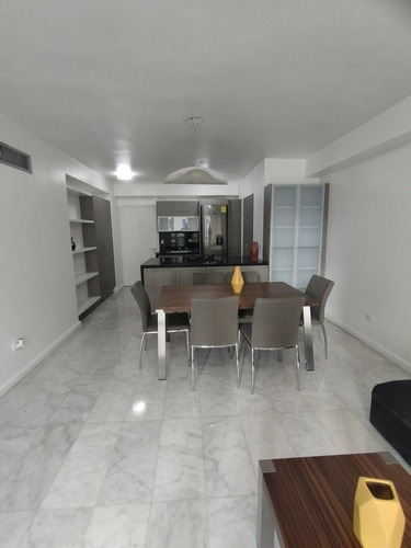Imagen 3 de 17 de Moderno Apartamento En Alquiler Amoblado En El Rosal 80mts