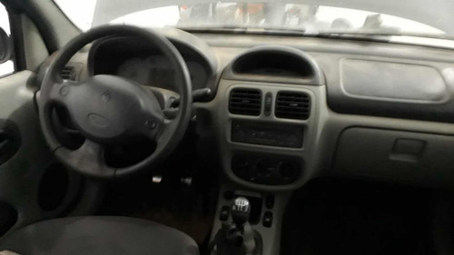 Renault Clio 2004 1.6 16v Expression 5p