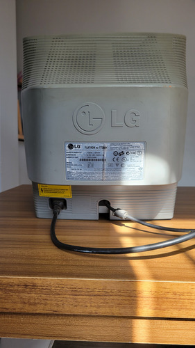 Monitor Lg Flatron Ez T730sh 17 Crt Retro Vga Gris (Usado)