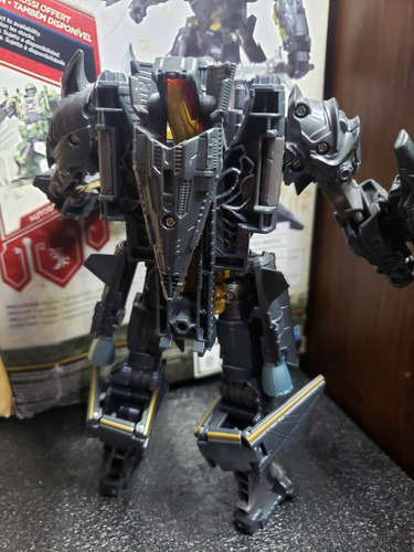 Transformers Megatron The Last Knight Premium Edition Hasbro (Usado)
