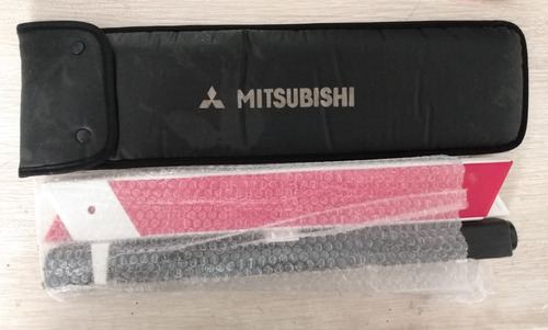 Triângulo Sinalização / Segurança Mitsubishi Pajero Full