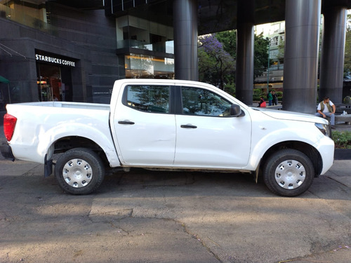 Nissan Frontier 2.5 Se Dc 4X2 Mt