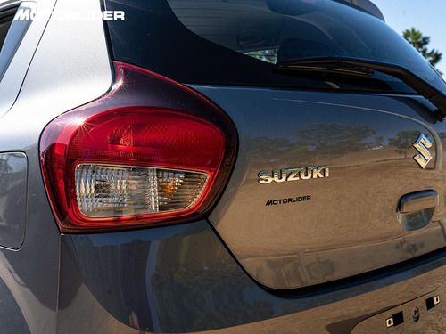 Imagen 19 de 25 de Suzuki Celerio 1.0 Gl Extra Full | Permuta / Financia