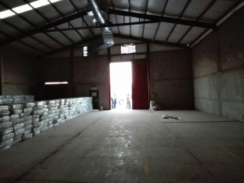 Imagen 1 de 12 de Renta Bodega El Chaparral 1300 M