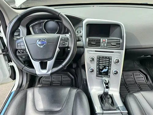 Volvo XC60 2.0 T5 Awd Momentum
