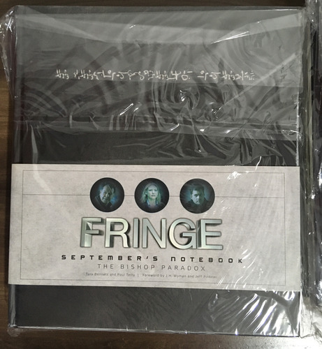 Fringe Quatro Primeiras Temporadas Livro September Notebook