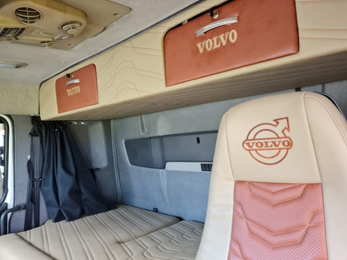 Imagem 11 de 16 de Volvo Fh 440 Trucado 6x2 2010 Automatico Susp Molas C/ar