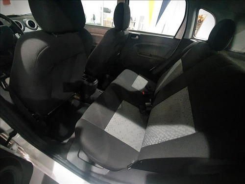Imagem 13 de 13 de Ford Fiesta 1.6 Flex 8v Class 5p