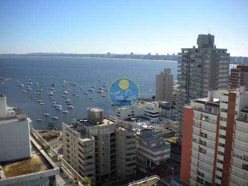 Apartamento En Peninsula, 2 Dormitorios Con Toda La Vista Al Puerto 