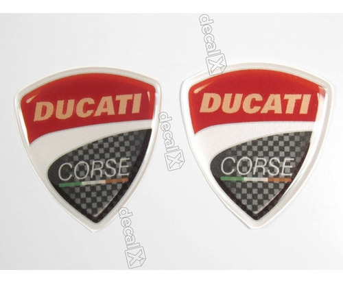 Emblema Adesivo Resinado Ducati Corse 2,5x2,5 Par Rs5 Fk Cor ESCUDO DUCATI