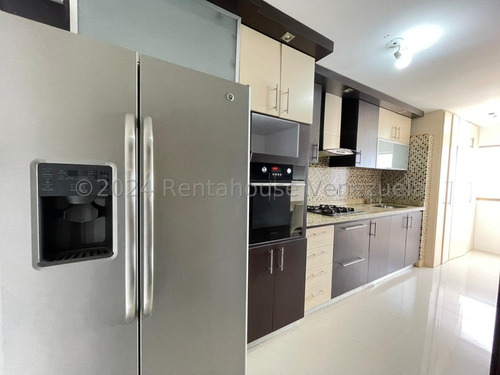 21393 Naranjos Del Cafetal Moderno Apartamento En Venta. Clima Montaña. Me