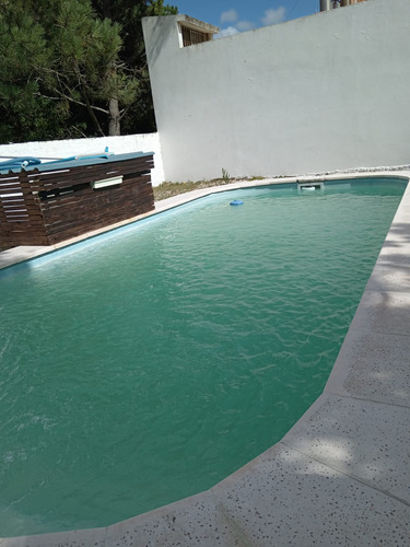 Se Alquila Casa Con Piscina En Santa Ana Canelones , A 1 Cua