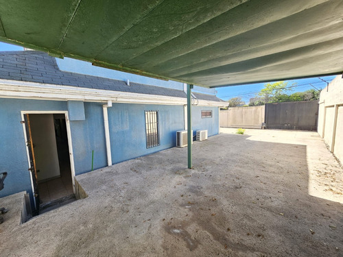 Tejada Arriendo Comercial 12oficinas+3baños+6estacionamiento