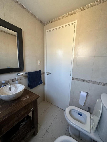 Departamento En Venta - 2 Dormitorios 1 Baño - Lomas De Núñez