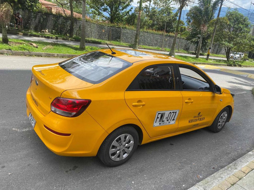 Imagen 10 de 10 de Kia Sephia Lx