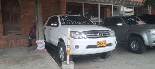 Toyota Fortuner 2.7l 4x2