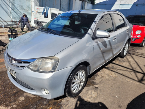 Toyota Etios 1.5 Sedan Xls