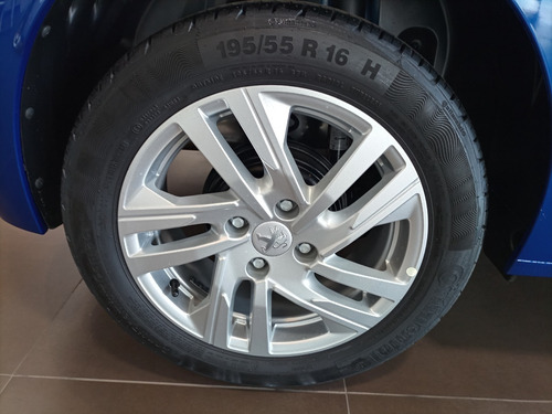 Imagen 11 de 15 de Peugeot 208 1.6l Active - Avec Peugeot