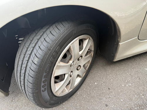 Peugeot 207 Passion 1.4 Xr Flex 4p
