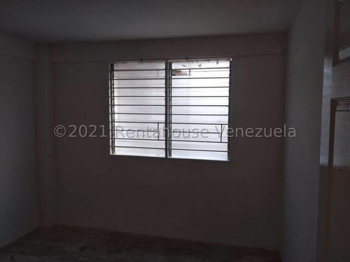 Imagen 12 de 14 de Gustavo Zavala Rentahouse 22-7933