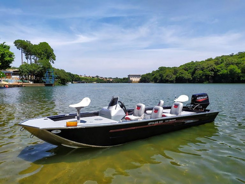 Lancha Apolus 600 Sport Fishing Freestyle Special Series