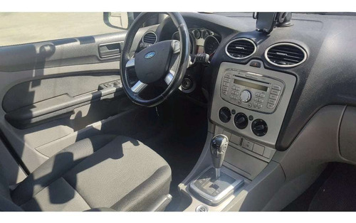 Imagem 13 de 14 de Ford Focus Glx 2.0 16v Flex