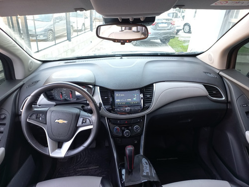 Imagen 11 de 16 de Chevrolet Tracker Premier Awd + #dm