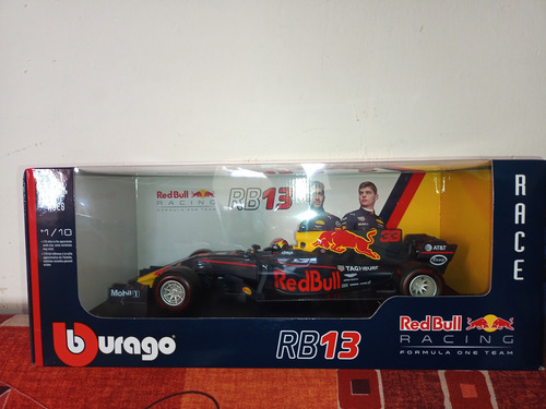 Burago Auto Red Bull F1 Rb13 #33 Max Verstappen 1:18 (2017) Negro (Usado)