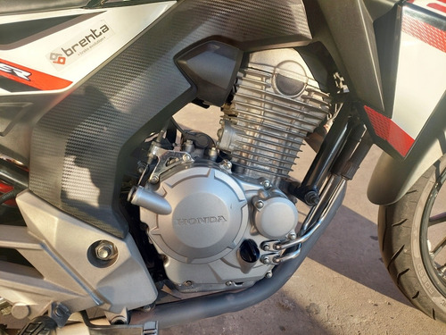 Imagen 7 de 10 de Honda Cb 250