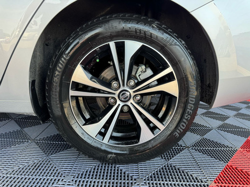 Nissan Sentra 2.0 Advance Cvt
