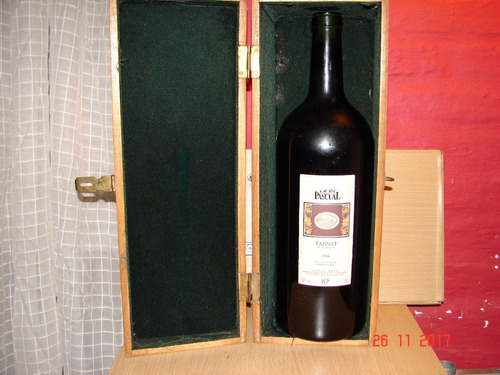 Don Pacual Tannat Roble - Botellón 3 Lts Estuche Madera .