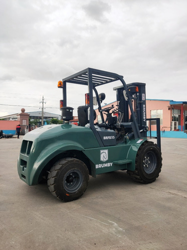 Autoelevador Todoterreno Brumby 3,5 Tn - Diesel Xinchai