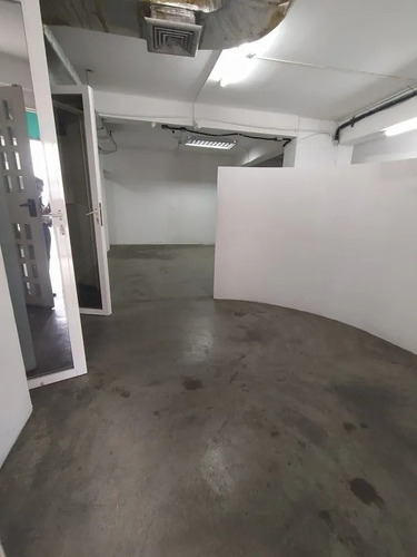 Imagen 8 de 13 de Venta Edificio Comercial Los Chaguaramos