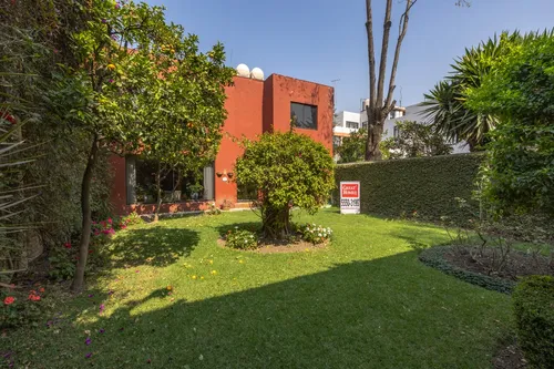 Casa En Venta En Coyoacán