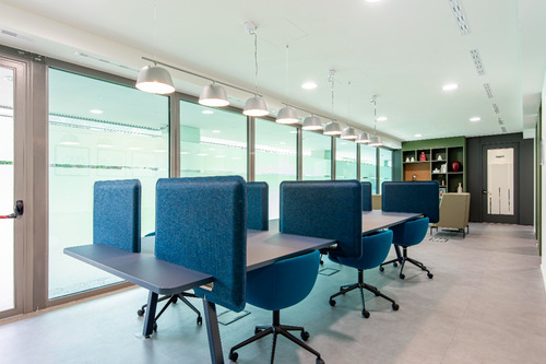 Renta De Espacio De Coworking En Regus Palmas Torre Esmeralda Ii