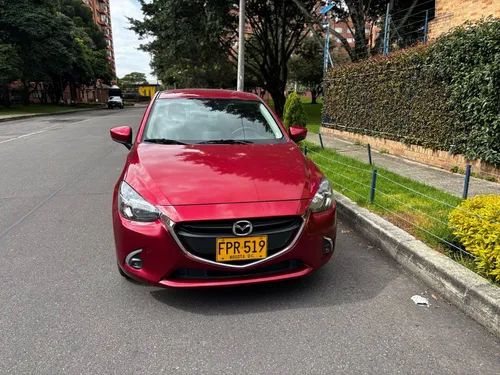 Mazda 2 1.5 Touring Sedan