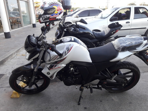Imagen 2 de 16 de Yamaha Fz