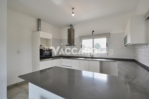 Casa Venta Prados Del Oeste Moreno