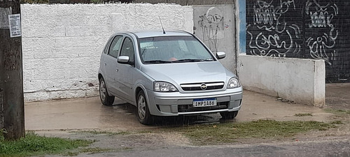Imagem 4 de 4 de Chevrolet Corsa 2005 1.8 Maxx Flex Power 5p